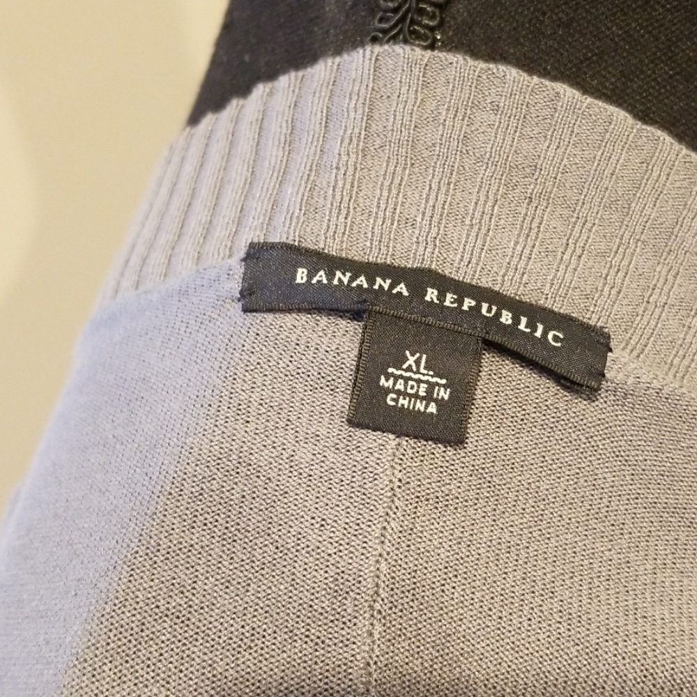 Banana Republic Cardigan - Picture 7 of 7